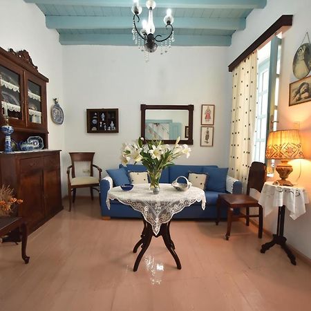 Traditional House By The Sea Mandrákion 外观 照片