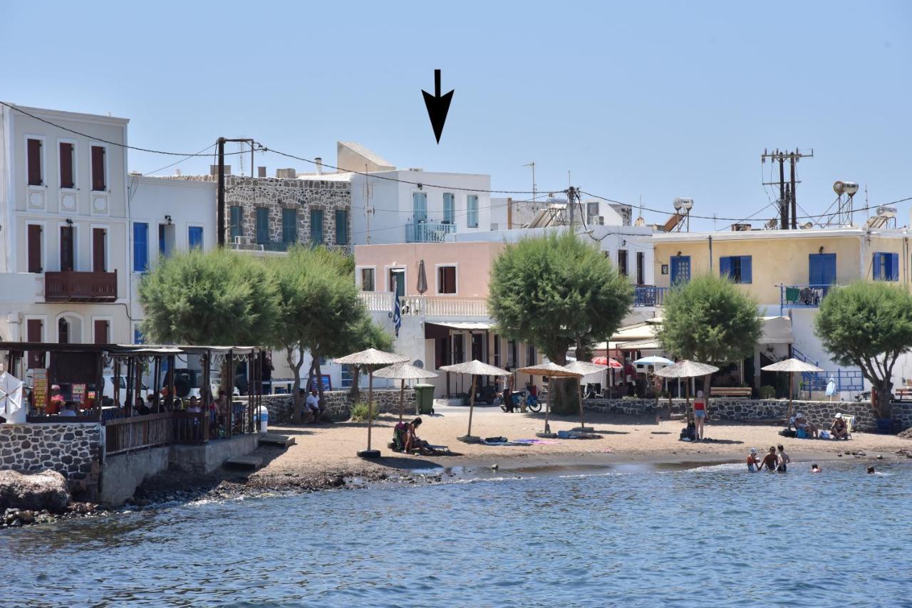 Traditional House By The Sea Mandrákion 外观 照片